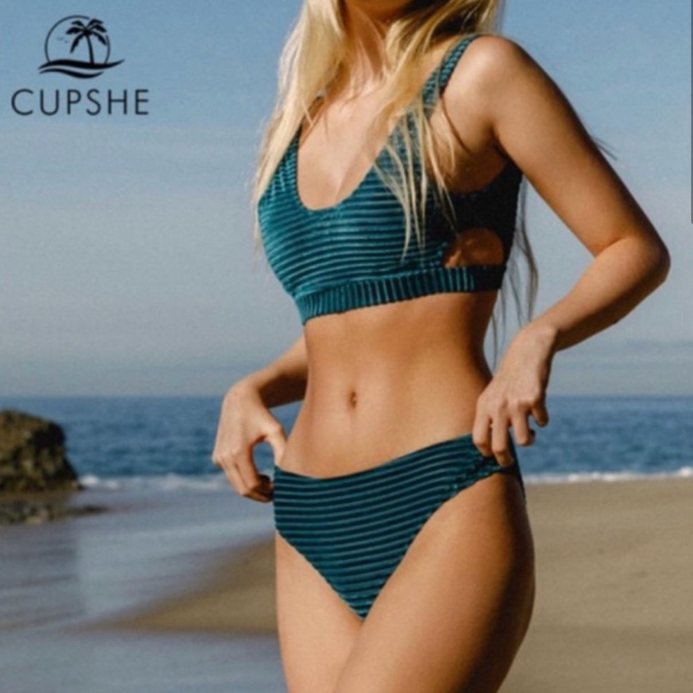 NWT Cupshe Emerald Green bikini